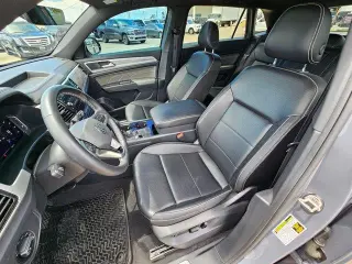 Volkswagen Atlas Cross Sport 2022 V6 SE 4dr SUV w/Technology