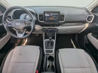 Hyundai VENUE 2025 SEL 4dr Crossover