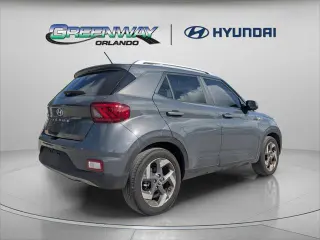 Hyundai VENUE 2025 SEL 4dr Crossover