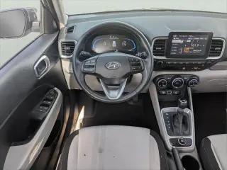 Hyundai VENUE 2025 SEL 4dr Crossover
