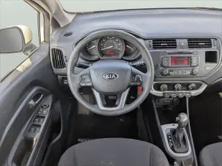 Kia Rio 5-Door 2013 LX 4dr Wagon 6A