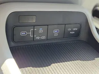 Hyundai KONA 2026 SE 4dr SUV