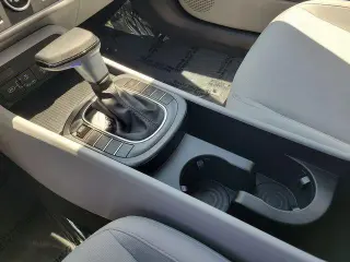 Hyundai KONA 2026 SE 4dr SUV