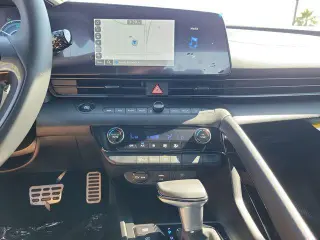Hyundai ELANTRA Hybrid 2026 SEL Sport 4dr Sedan