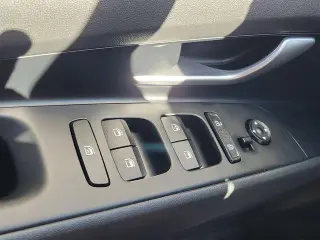Hyundai ELANTRA Hybrid 2026 Blue 4dr Sedan