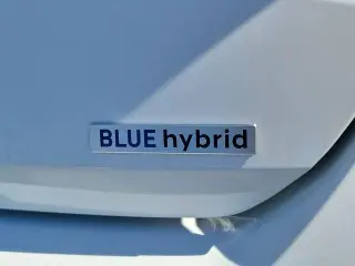 Hyundai ELANTRA Hybrid 2026 Blue 4dr Sedan