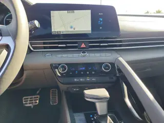 Hyundai ELANTRA Hybrid 2025 SEL Sport 4dr Sedan