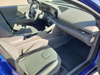 Hyundai ELANTRA Hybrid 2025 SEL Sport 4dr Sedan