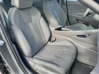 Hyundai ELANTRA Hybrid 2025 SEL Sport 4dr Sedan