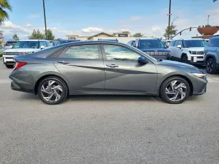 Hyundai ELANTRA Hybrid 2025 SEL Sport 4dr Sedan