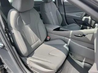 Hyundai ELANTRA Hybrid 2025 SEL Sport 4dr Sedan