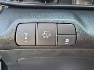 Hyundai ELANTRA Hybrid 2025 SEL Sport 4dr Sedan