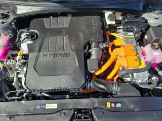 Hyundai ELANTRA Hybrid 2025 SEL Sport 4dr Sedan