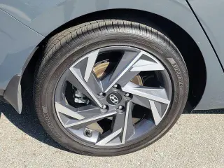 Hyundai ELANTRA Hybrid 2025 SEL Sport 4dr Sedan