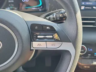 Hyundai ELANTRA Hybrid 2025 Blue 4dr Sedan