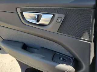 Volvo XC60 Recharge 2022 eAWD T8 R-Design 4dr SUV