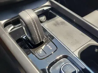 Volvo XC60 Recharge 2022 eAWD T8 R-Design 4dr SUV