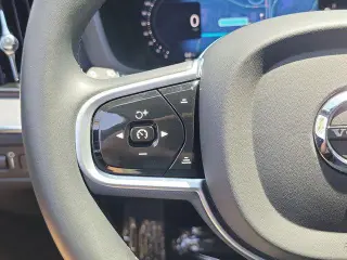 Volvo XC60 Recharge 2022 eAWD T8 R-Design 4dr SUV