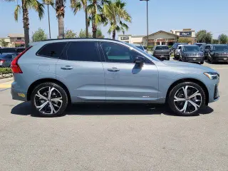Volvo XC60 Recharge 2022 eAWD T8 R-Design 4dr SUV