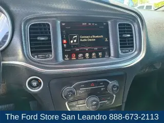 Dodge Charger 2015 AWD SXT 4dr Sedan
