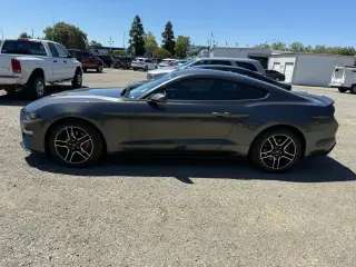 Ford Mustang 2018 EcoBoost 2dr Fastback