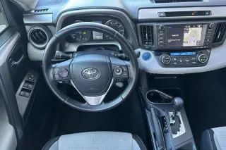 Toyota RAV4 Hybrid 2016 AWD XLE 4dr SUV