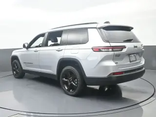 Jeep Grand Cherokee L 2023 4x2 Laredo X 4dr SUV