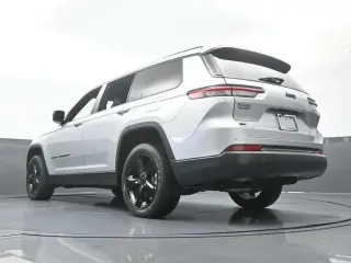 Jeep Grand Cherokee L 2023 4x2 Laredo X 4dr SUV