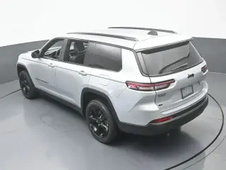 Jeep Grand Cherokee L 2023 4x2 Laredo X 4dr SUV