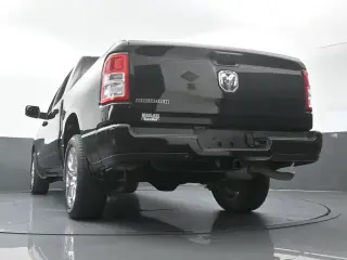 Ram 1500 2023 4x2 Big Horn 4dr Crew Cab 5.6 ft. SB Pickup
