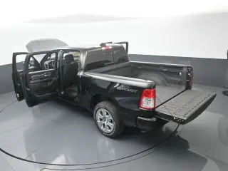 Ram 1500 2023 4x2 Big Horn 4dr Crew Cab 5.6 ft. SB Pickup