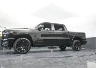 Ram 1500 2025 4x4 Lone Star 4dr Crew Cab 5.6 ft. SB Pickup