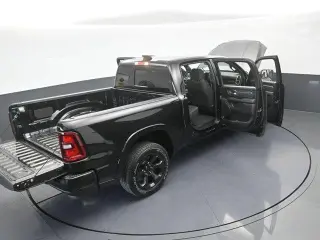 Ram 1500 2025 4x4 Lone Star 4dr Crew Cab 5.6 ft. SB Pickup
