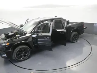 Ram 1500 2025 4x4 Lone Star 4dr Crew Cab 5.6 ft. SB Pickup