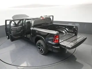 Ram 1500 2025 4x4 Lone Star 4dr Crew Cab 5.6 ft. SB Pickup