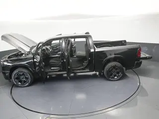 Ram 1500 2025 4x4 Lone Star 4dr Crew Cab 5.6 ft. SB Pickup