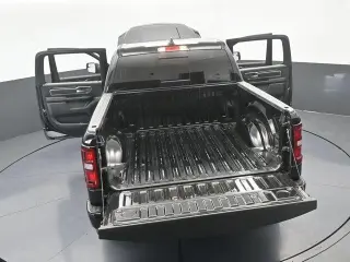 Ram 1500 2025 4x4 Lone Star 4dr Crew Cab 5.6 ft. SB Pickup