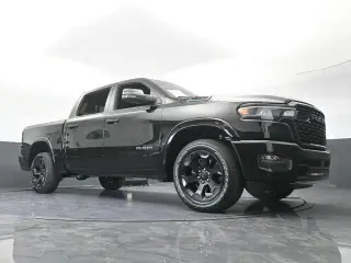 Ram 1500 2025 4x4 Lone Star 4dr Crew Cab 5.6 ft. SB Pickup