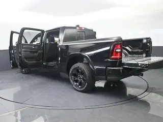 Ram 1500 2025 4x4 Lone Star 4dr Crew Cab 5.6 ft. SB Pickup