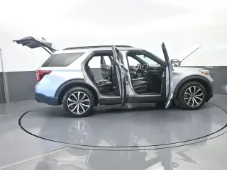 Ford Explorer 2023 AWD ST 4dr SUV