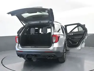 Ford Explorer 2023 AWD ST 4dr SUV