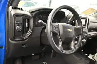 Chevrolet Silverado 1500 2025 4x2 Custom 4dr Crew Cab 5.8 ft. SB