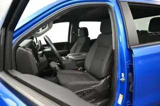 Chevrolet Silverado 1500 2025 4x2 Custom 4dr Crew Cab 5.8 ft. SB