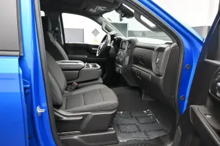 Chevrolet Silverado 1500 2025 4x2 Custom 4dr Crew Cab 5.8 ft. SB