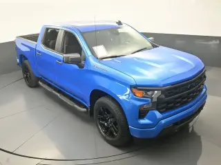 Chevrolet Silverado 1500 2025 4x2 Custom 4dr Crew Cab 5.8 ft. SB