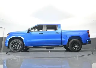 Chevrolet Silverado 1500 2025 4x2 Custom 4dr Crew Cab 5.8 ft. SB