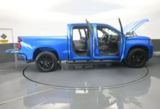 Chevrolet Silverado 1500 2025 4x2 Custom 4dr Crew Cab 5.8 ft. SB