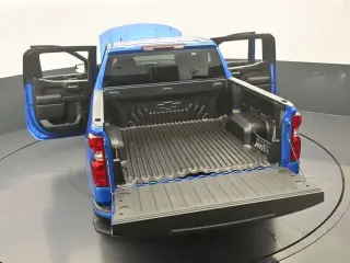 Chevrolet Silverado 1500 2025 4x2 Custom 4dr Crew Cab 5.8 ft. SB