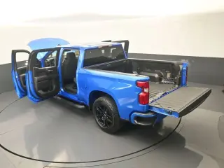 Chevrolet Silverado 1500 2025 4x2 Custom 4dr Crew Cab 5.8 ft. SB