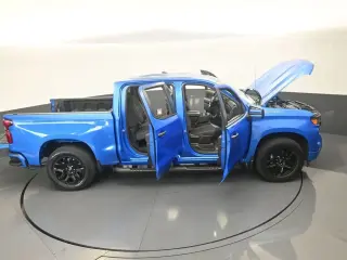 Chevrolet Silverado 1500 2025 4x2 Custom 4dr Crew Cab 5.8 ft. SB